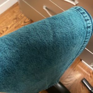 Urban renewal Levi Acid Wash Jeans !